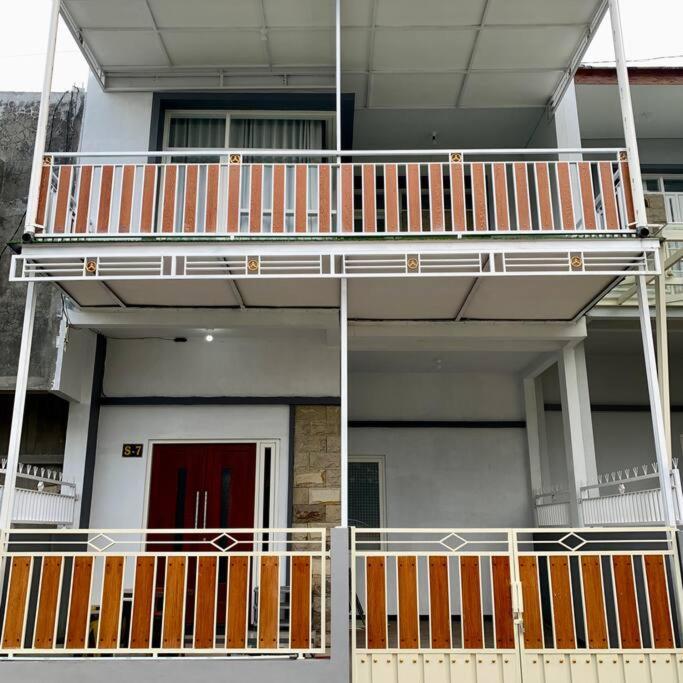 Kayz Villa Batu Dengan Kolam Renang Pribadi Eksteriør bilde